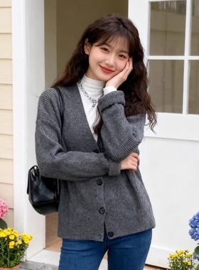 ROCOCO/洛可可2025秋季新款温柔风V领针织开衫女简约高级百搭上衣