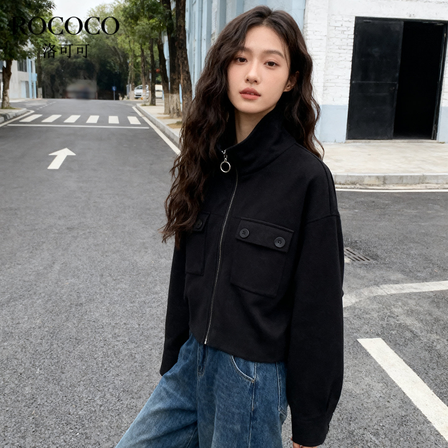 ROCOCO/洛可可2025新款纯色宽松拉链设计毛衣女翻领简约时尚上衣