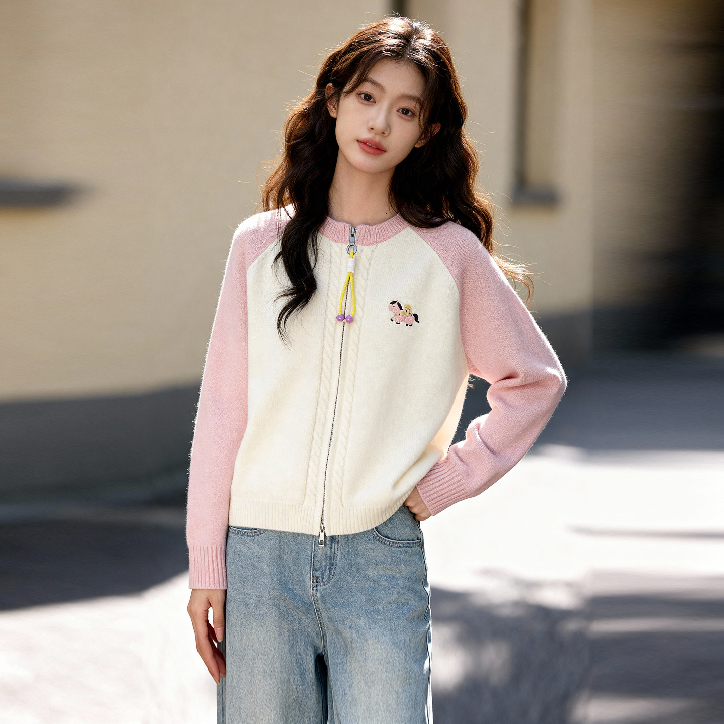 ROCOCO/洛可可撞色小马刺绣针织开衫女拉链设计休闲少女春款外套