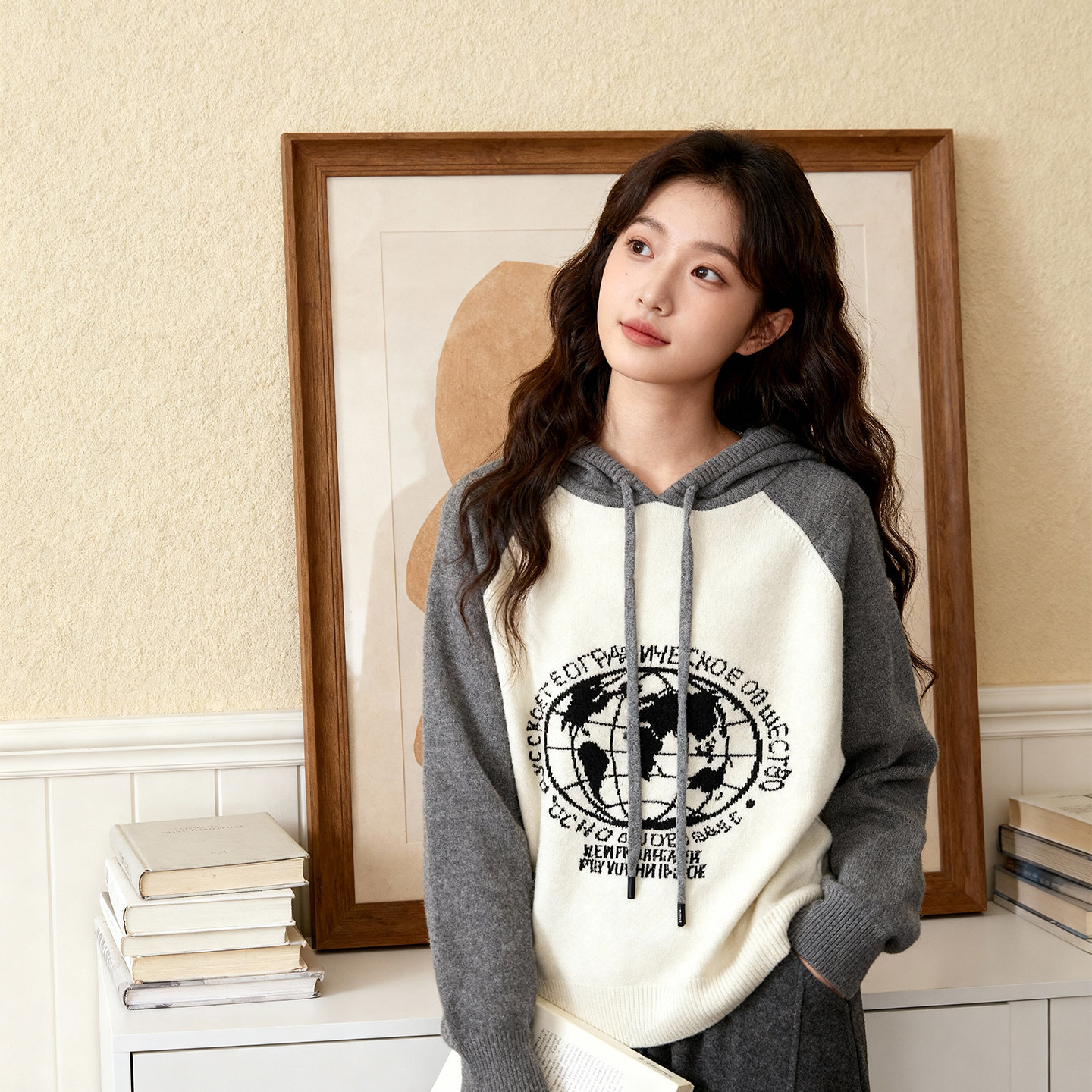 ROCOCO/洛可可拼色连帽卫衣女休闲宽松印花图案抽绳百搭长袖上衣