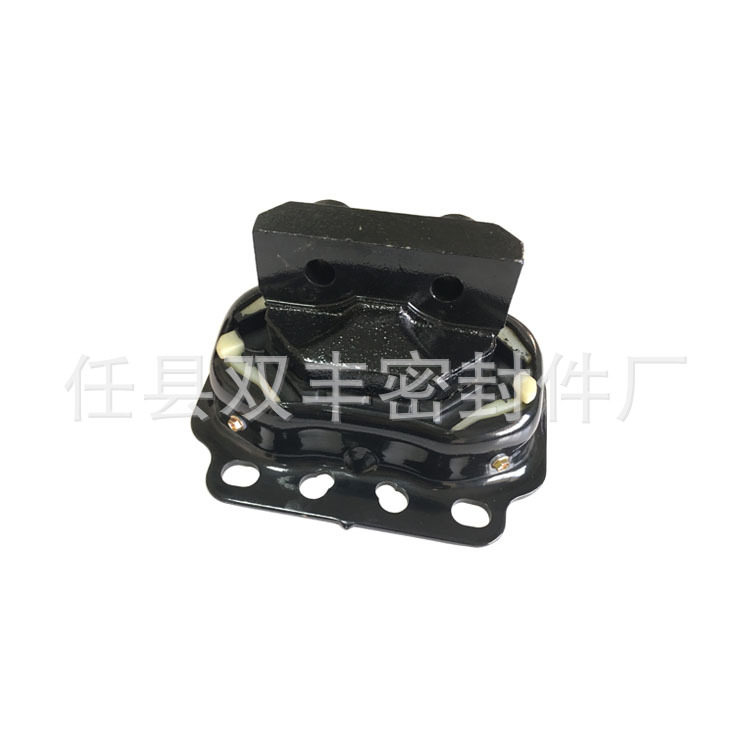 源头厂家促销美系卡车肯沃斯福莱纳发动机支架OE; M17498质量三包