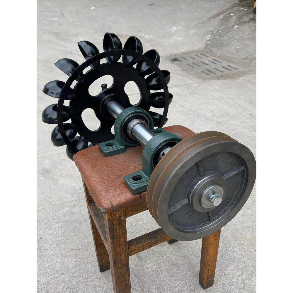 低速水力发电机叶片水轮机金属叶轮水流冲击斜击式带轴承座定制