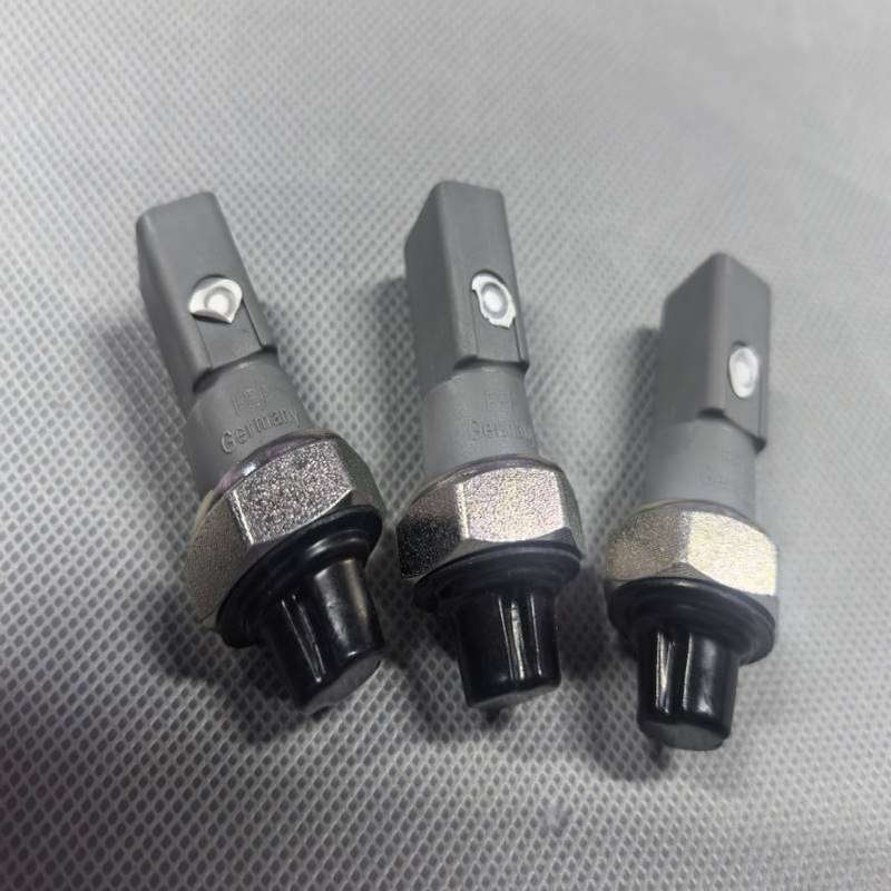 06E919081C 06E919081B 奥x迪A8A5A6L途锐A5A4Q7S5S6机油感应塞