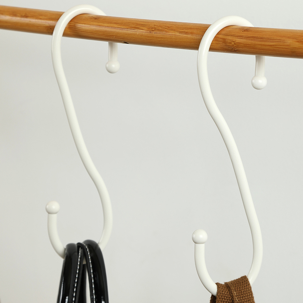 多功能S型衣帽挂钩塑料衣柜挂衣钩厨房浴室横杆专用小挂勾