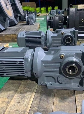 P2NA12.13.14行星减速机P2SA12.13.14.15减速器P2KA09.10齿轮箱