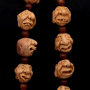 精选多年深山老竹根手工雕手串怪脸十八罗汉手持喜怒哀乐愁手把件