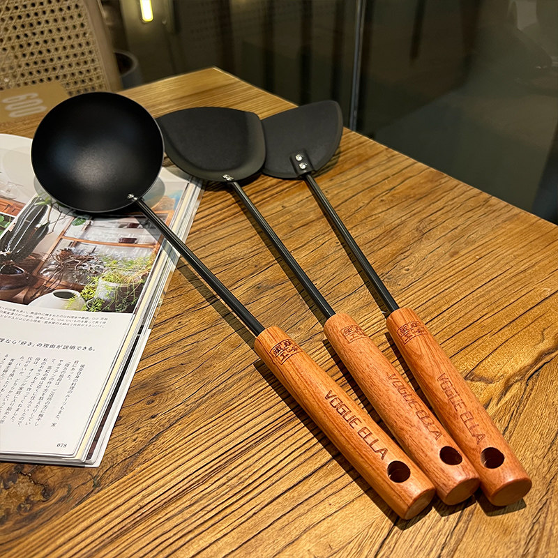 【老板娘家里自用款】极铁锅铲炒菜铲子铁铲子实木防烫手柄盛汤,厨房/烹饪用具,锅铲,淘宝优惠券,粉丝福利购,淘宝优惠卷