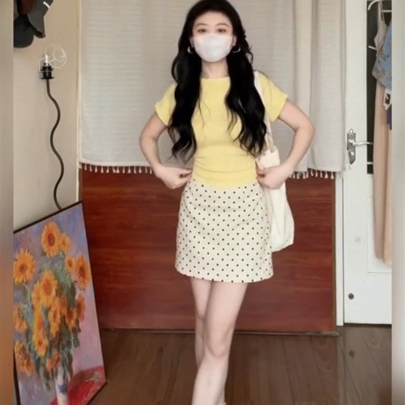 XZY/欣争艳 微胖mm设计感绑带T恤上衣女夏季甜美气质波点半裙套装