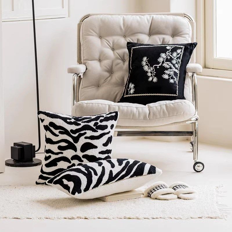 新中式抱枕沙发客厅轻奢高级感家用卧室榻榻米靠背睡觉专用抱枕套