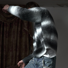 (TBHNP) theboyhasnopatience 曙光辉月烫钻马海毛毛衣套头圆领男