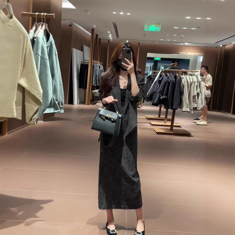 大码女装高级感亮闪闪宴会舞台西装外套搭高腰显瘦开叉半身裙套装