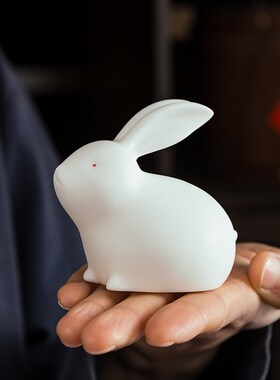 可爱风陶瓷动物小玉兔摆件一对小兔子桌面书桌创意手工艺品小摆设