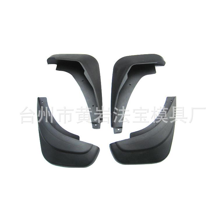 专业设计制造汽车脚垫模具汽车挡泥板模具汽车中网塑料件模具