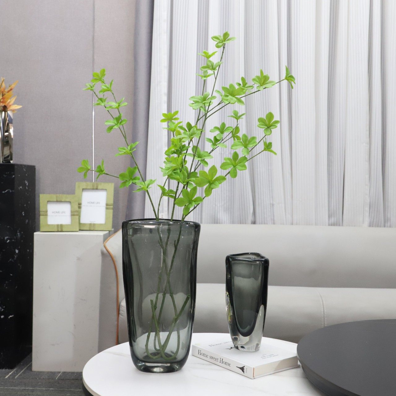 现代简约烟灰三角琉璃花瓶摆件餐厅电视柜客厅样板房桌面家居饰品,家庭/个人清洁工具,厨卫防水贴/条,淘宝优惠券,粉丝福利购,淘宝优惠卷