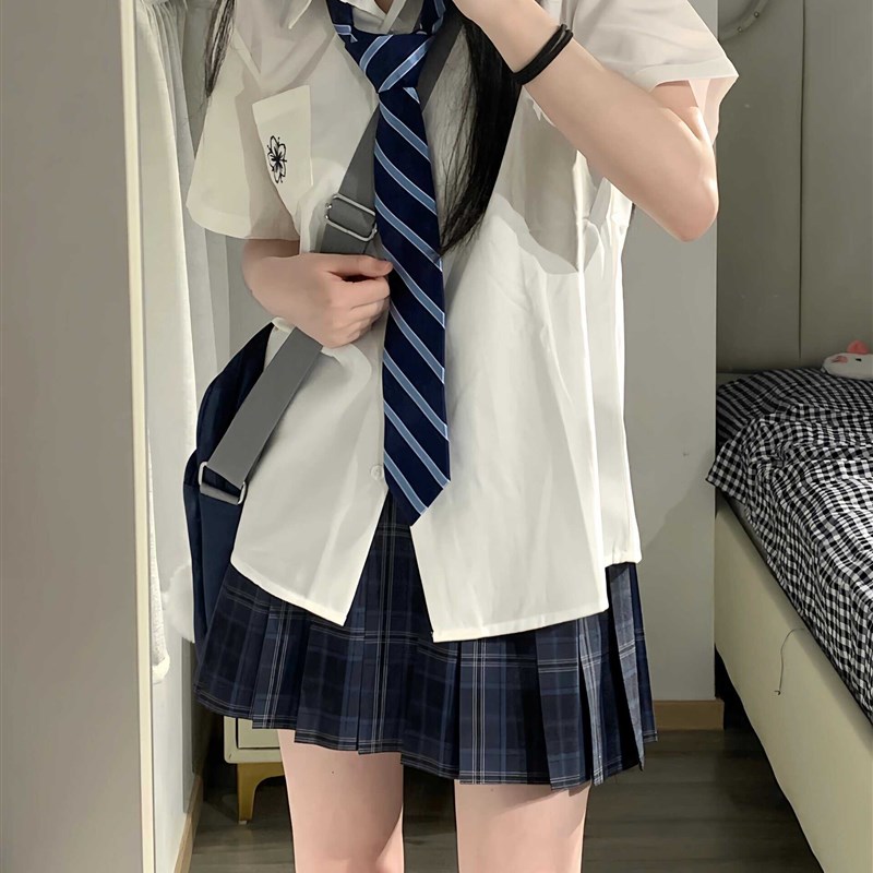 学院风JK制服短袖衬衫女基础款B校供感刺绣白色衬衣女百搭宽松上