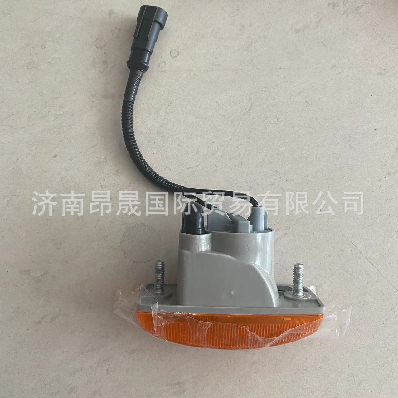 重汽HOWO T7H 汕德卡C7H C9H 配件出口 WG9925720013侧转向灯(右)