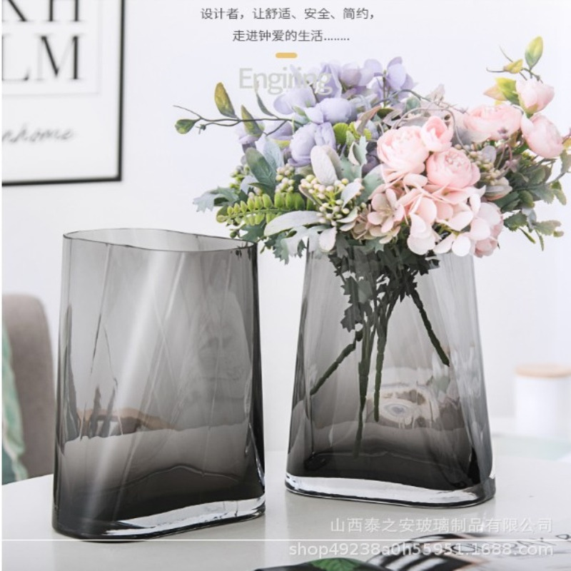 轻奢创意新款水立方方形玻璃花瓶灰色花瓶轻奢款方缸