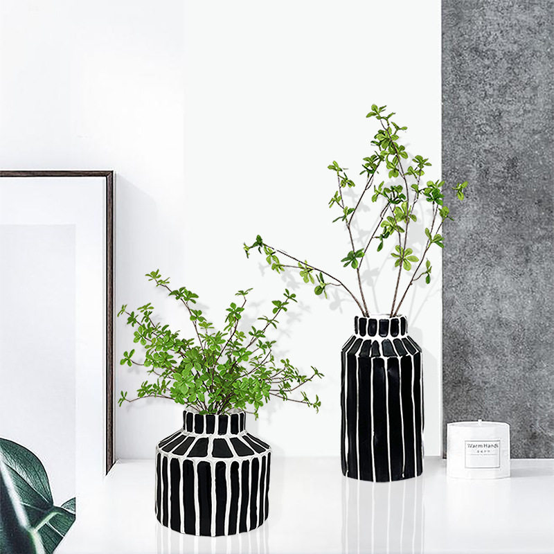 创意黑白条纹陶瓷花瓶摆件客厅电视柜家居软装饰品样板房插花容器,模玩/动漫/周边/娃圈三坑/桌游,文化/体育周边,淘宝优惠券,粉丝福利购,淘宝优惠卷