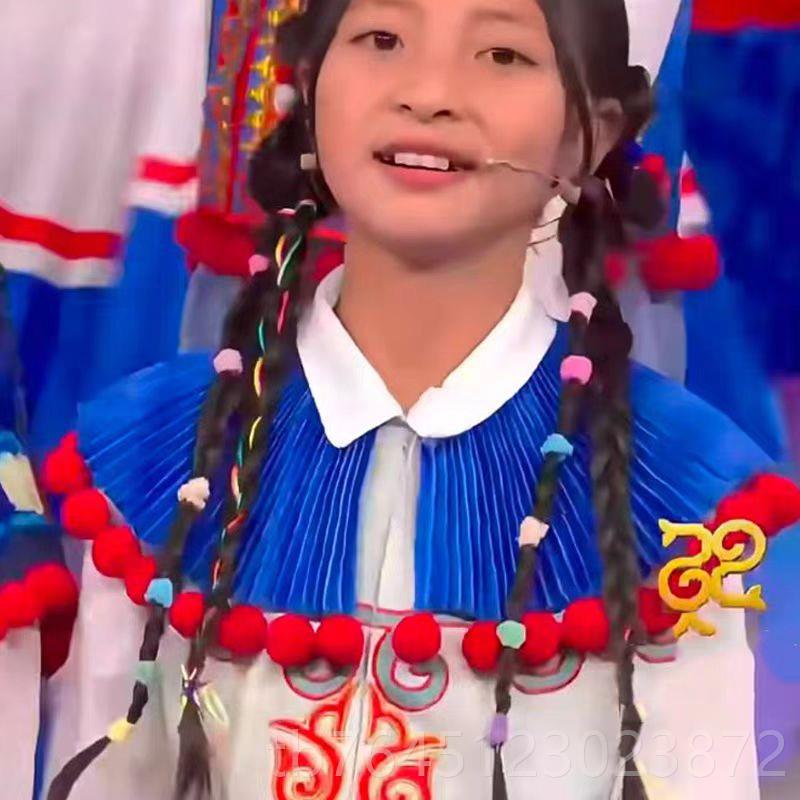 高档春晚款合盘云肩儿玉童演出服男女唱服问月同族民族风运动会舞