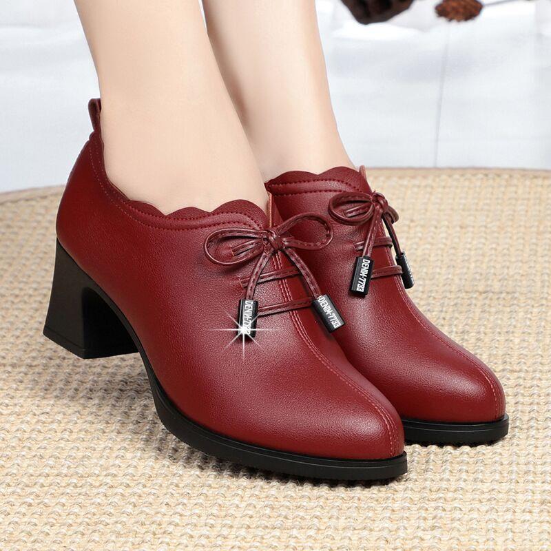 高档大妈鞋单鞋坡妈跟真皮软底舒适码秋女鞋季中年鞋子春秋款女士
