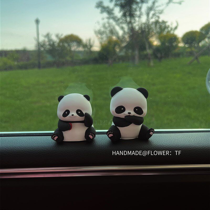 熊猫萌兰花花车载香薰扩香石摆件香薰女生新车内可爱装饰用品礼物