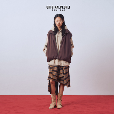 连帽拉链羽绒马甲女宽松