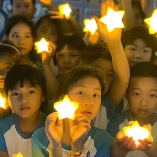 发光小星星灯手持l五角星大合唱舞台儿童节表演演出道具手腕带应