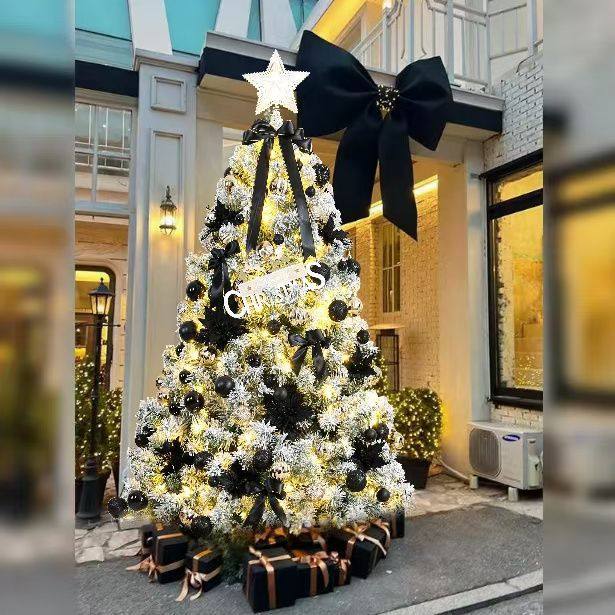 2025新款圣诞树装饰家用暗黑大型diy发光落雪高级感仿真树北欧in