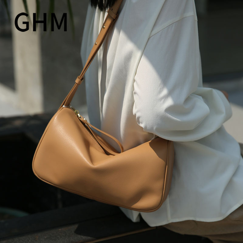 GHM小方包女斜挎高级感真皮女生单肩包2025新款街头潮流牛皮通勤