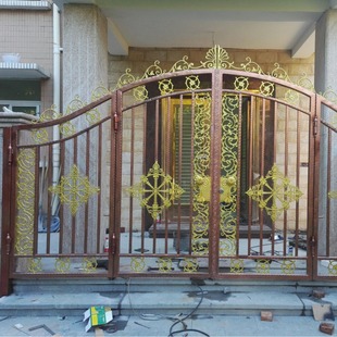 广州厂家优惠直供铁艺折叠户外大铁艺门热镀锌欧式 庭院铁大门 风格