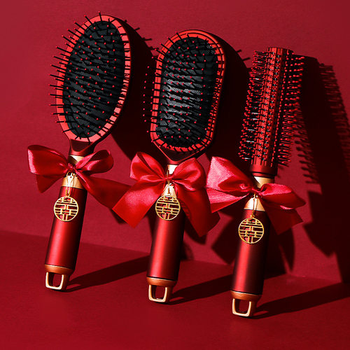 结婚梳子一对红色气垫梳木质喜梳子女方陪嫁物品高档婚礼用品大全