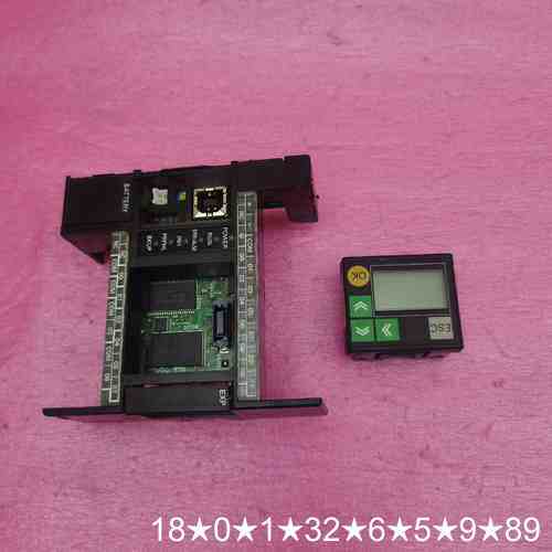 正品PLC CP1L-L20DR-A