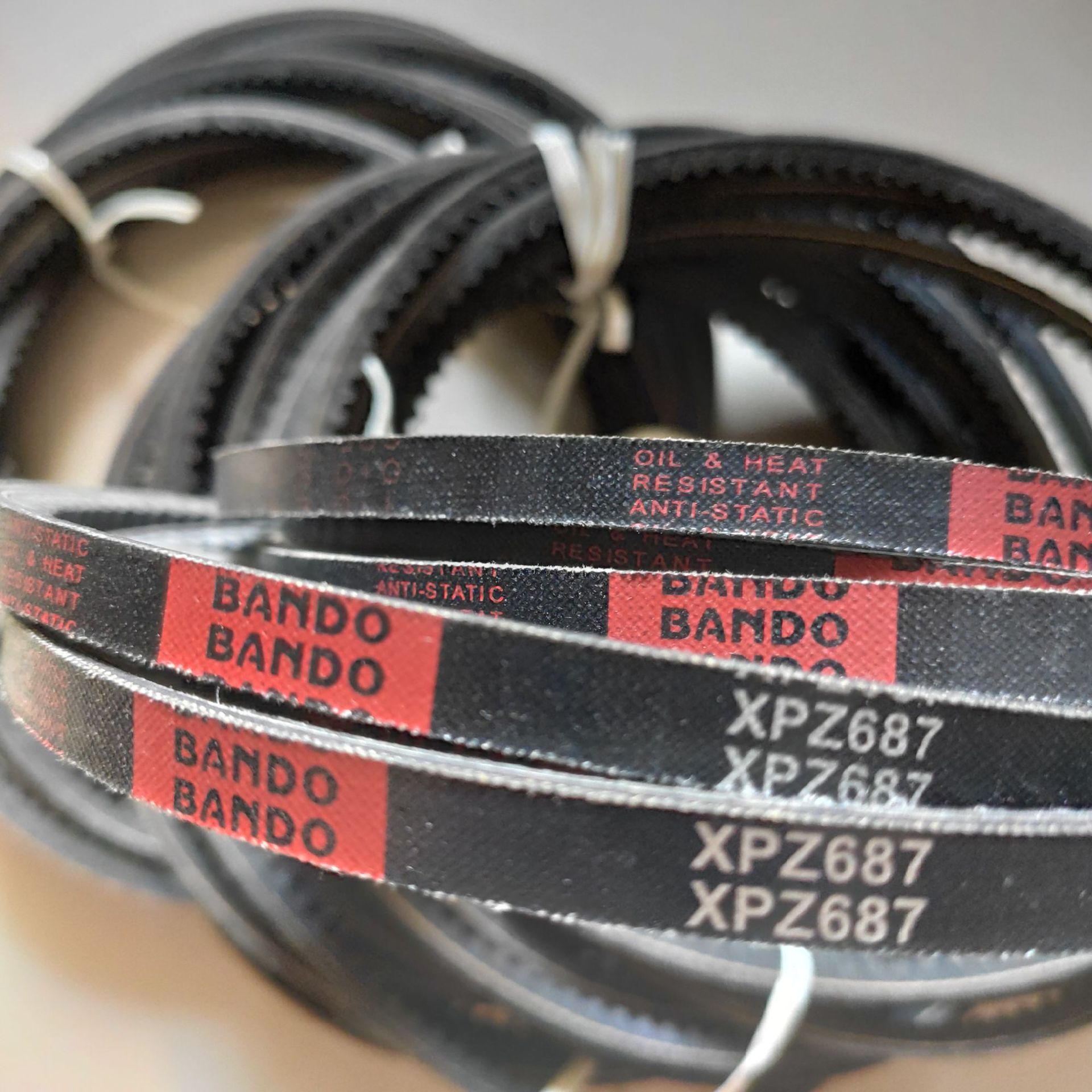 有齿三角齿面带齿型带XPZ1060XPZ1077XPZ1080/3VX425XPZ1087