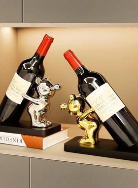 轻奢高档暴力熊红酒架摆件酒柜电视柜客厅玄关餐边柜博古架装饰品