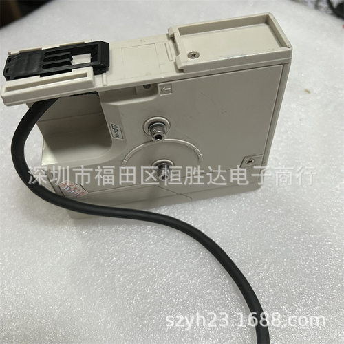 基恩士 SJ-F300 SJ-F035   现货供应 SJ-F030 SJ-F010 静电消除器