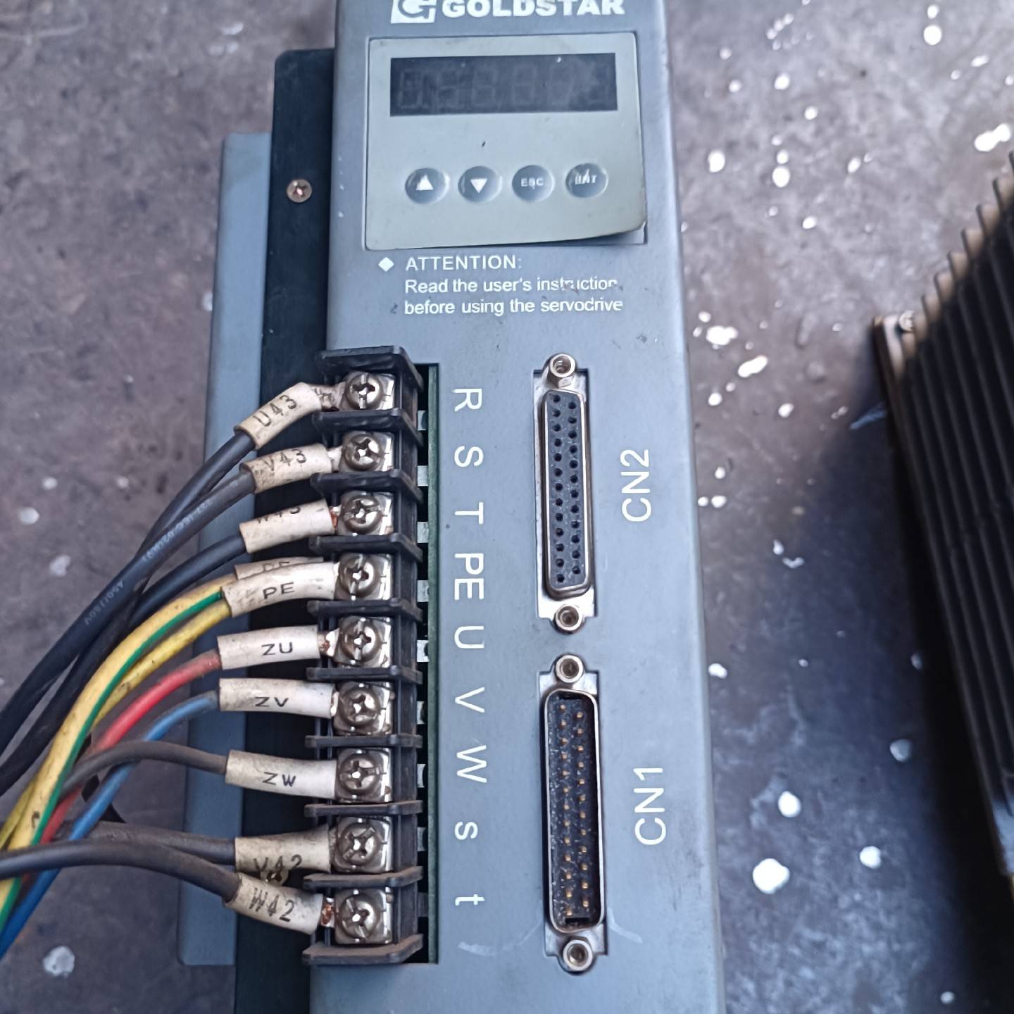 议价GOLDSTAR伺服驱动器，HS8L-130