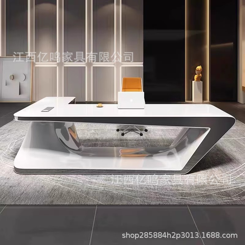 总裁设计款办公室内办公老板桌简约现代老板大班台烤漆总裁办公桌