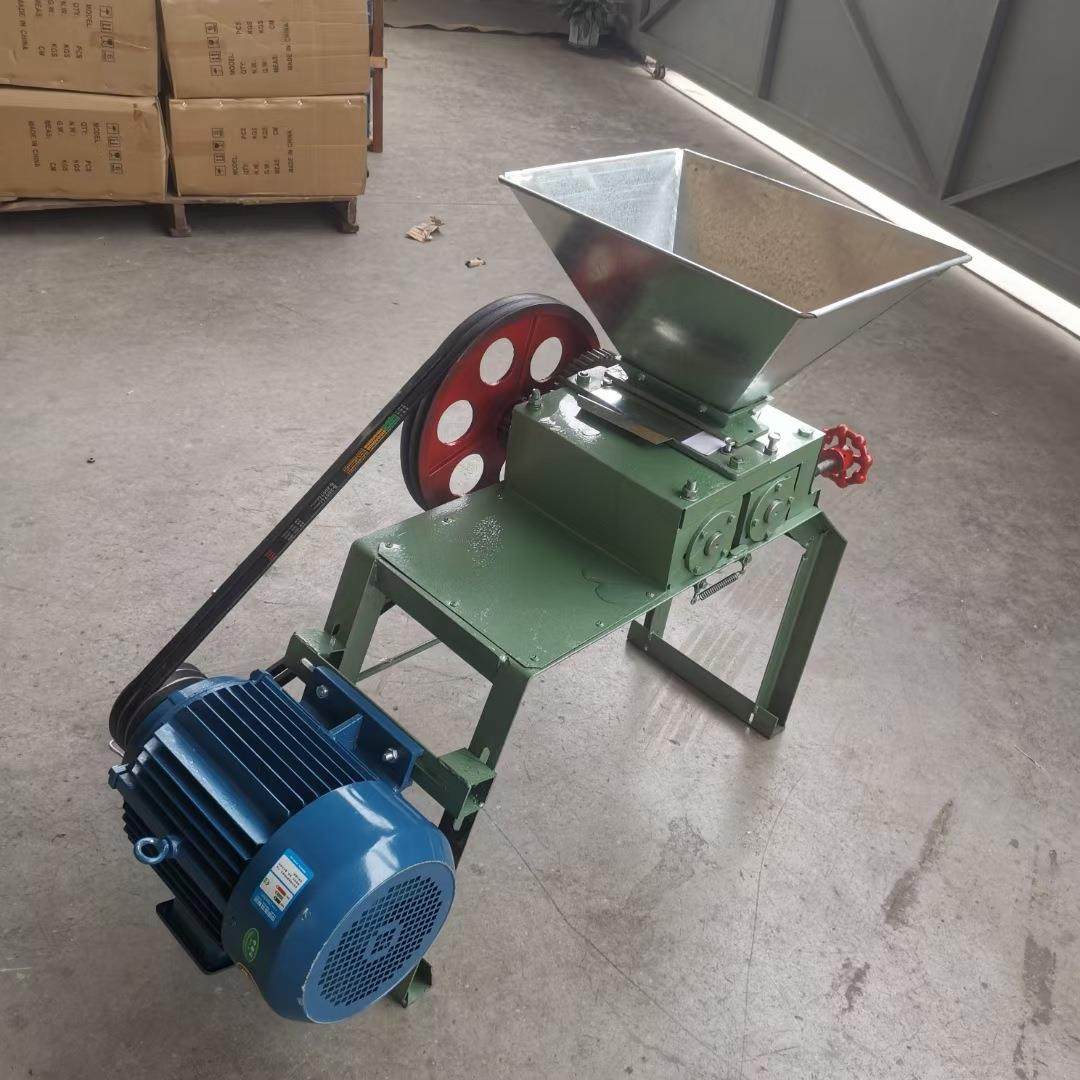 粉碎机糕粉机年糕打粉机湿米粉碎机滚筒对辊式碎粉双辊碾压挤扁机,机械设备,粉碎机,淘宝优惠券,粉丝福利购,淘宝优惠卷