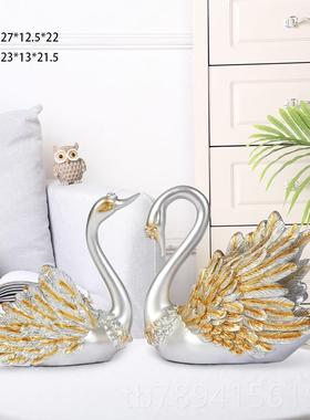 高档欧式轻奢高档招马树电脂工艺客厅视柜财酒柜装饰品摆品件商务