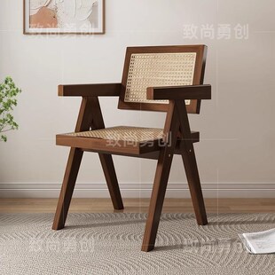 网红侘寂风实木家用藤编餐椅中古民宿餐厅靠背编藤椅昌迪加尔椅子
