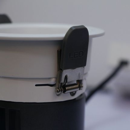 东扬照明射灯led天花灯嵌入式客厅服装店商家用10w小山丘2022