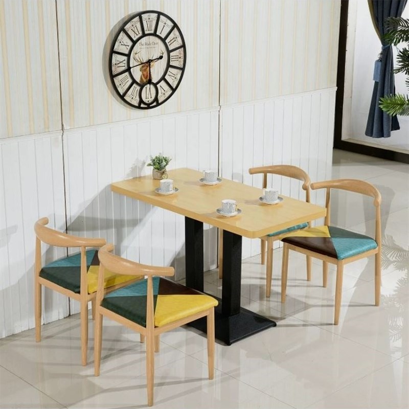 小吃厂家饭厅桌子小圆桌桌椅套装饭店家用多层板餐饮快餐桌椅组合