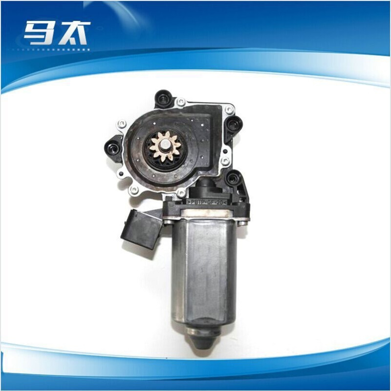 汽车配件生产厂家 玻璃升降机电机 0058209242  汽车配件