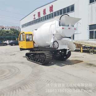 水渠改造履带混凝土搅拌车 涝地混凝土运输车 3方自卸履带搅拌车