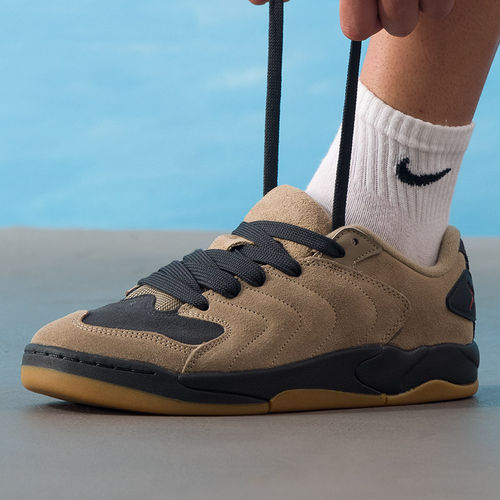 耐克男鞋25冬季新款运动鞋比赛训练缓震舒适JORDAN SESSION篮球鞋