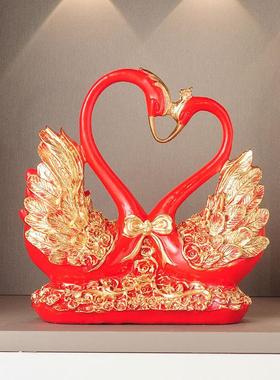 欧式天鹅摆件创意办公室家居客厅酒柜装饰礼品送闺蜜新人结婚礼物