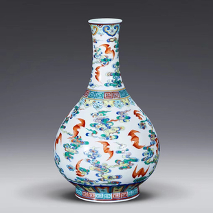 稀雀 皇窑国非遗黄云鹏出品仿清乾隆斗彩云蝠纹胆瓶  高28.2cm