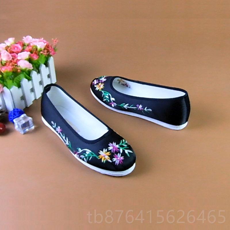 正品中国风北京大码纯布女底鞋 老绣花鞋鞋千层底妈妈婆婆中老年