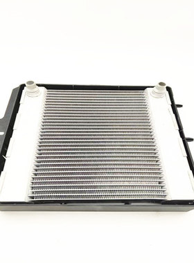 17117802662辅助水箱散热器冷却器F07/F10/F11 530i 535i F01 7系