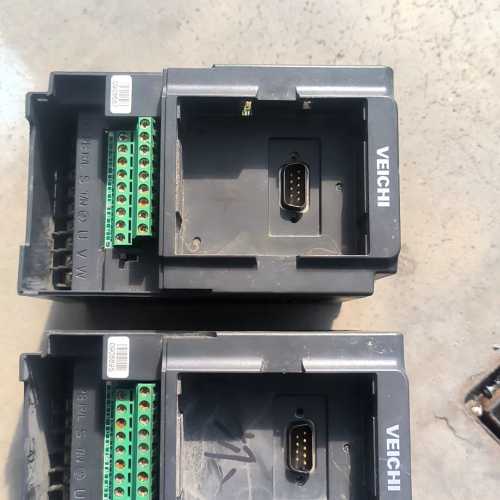 伟创变频器AC70E-T3-R75G，两台的，配件，两台图片